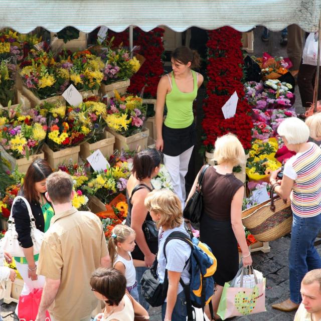 Wazemmes market