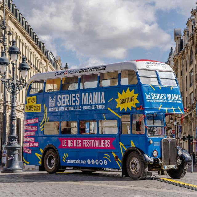 Mania 2023 Series bus