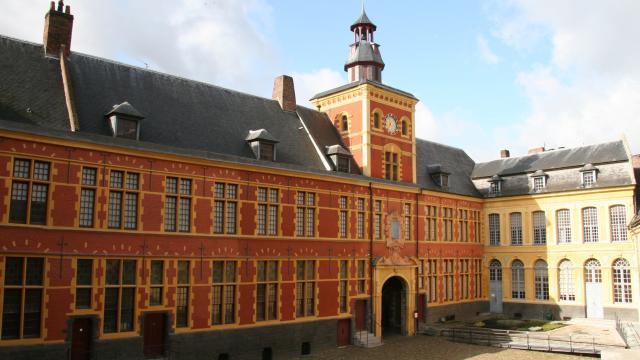 Cour de l'hospice Comtesse