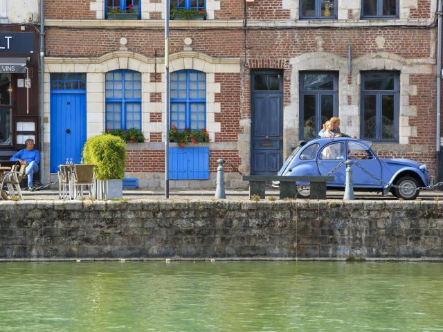 2-horse tour on the Quai du Wault