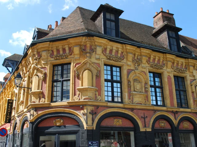 Huis Angle Avenue Du Peuple Belge Lille Toerisme